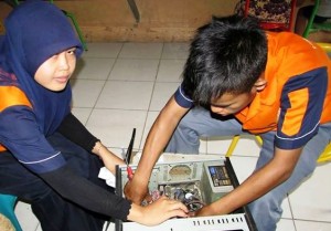 Loker Asisten Teknisi Komputer